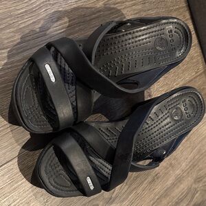 Crocs Cyrpus IV Black Strappy High Heels Size 8